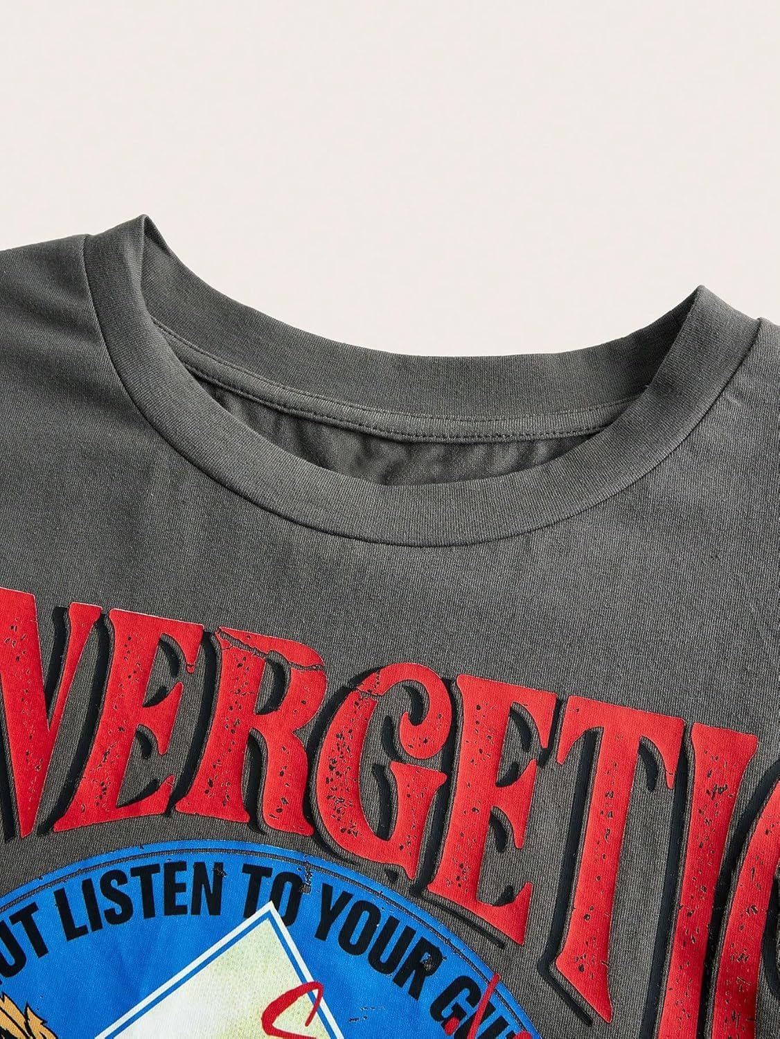 Women'S Graphic Print Cap Sleeve Crop Top Casual round Neck Short Sleeve T-Shirt - Invictus Fashion Statements