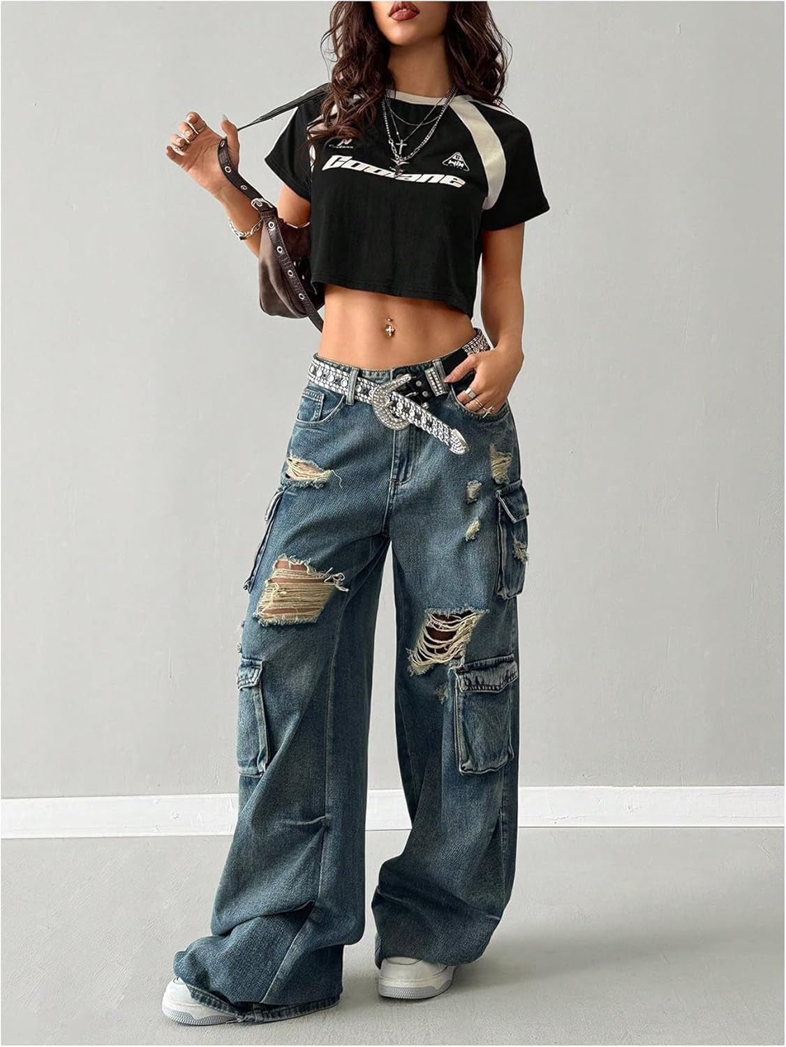 Women'S Y2K Short Sleeve Cropped T Shirts Striped Letter Graphic Tees Music Festival Crop Tops - Invictus Fashion Statements