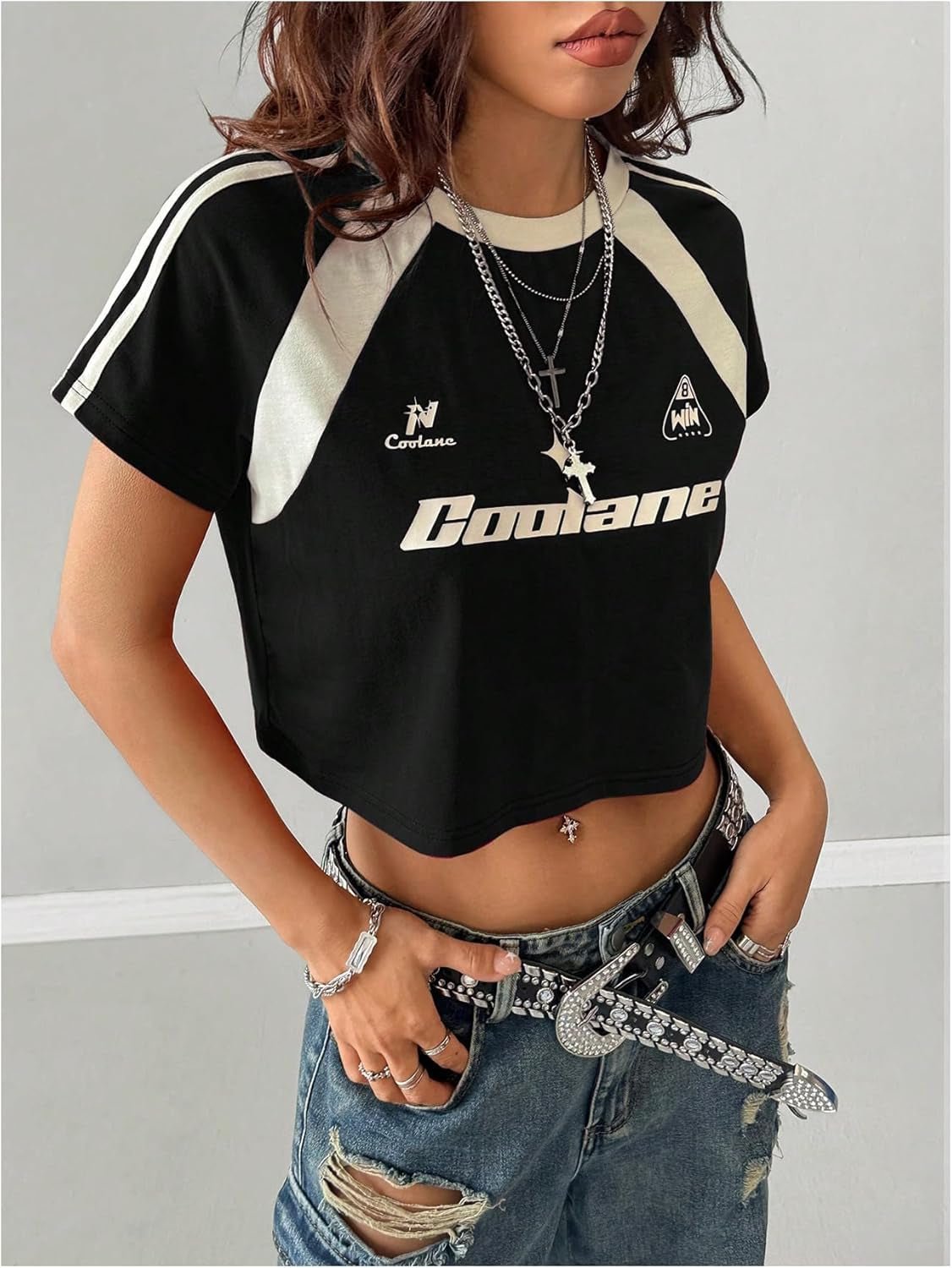 Women'S Y2K Short Sleeve Cropped T Shirts Striped Letter Graphic Tees Music Festival Crop Tops - Invictus Fashion Statements